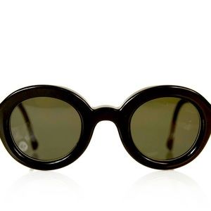 Like new Mykita sunglasses col001 black with goldishh polarized lenses Emil 😘